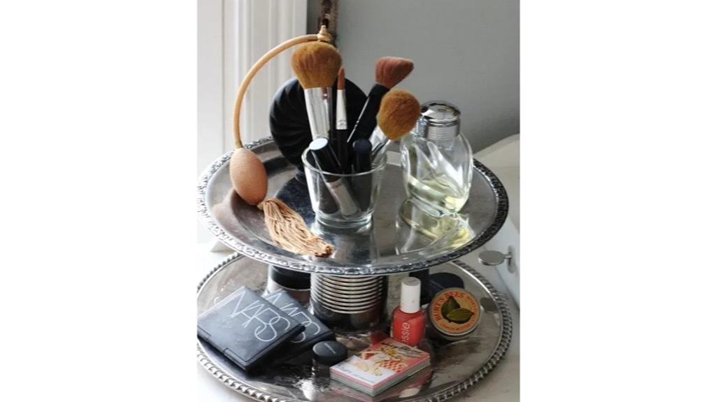 plateau de service à deux niveaux