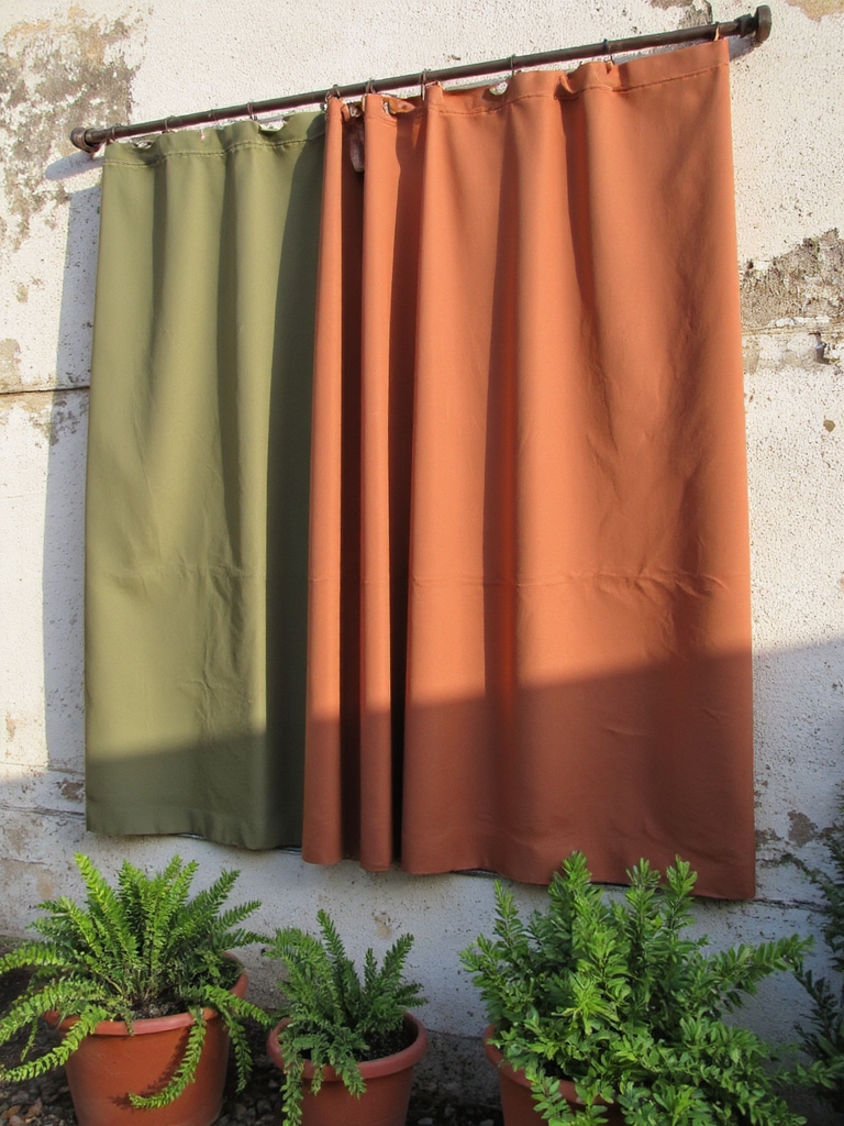 Les rideaux d'extérieur rehaussent le style