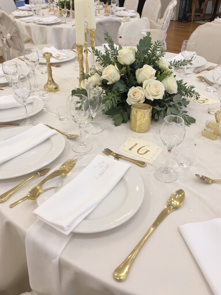 numéros de table géométriques élégants