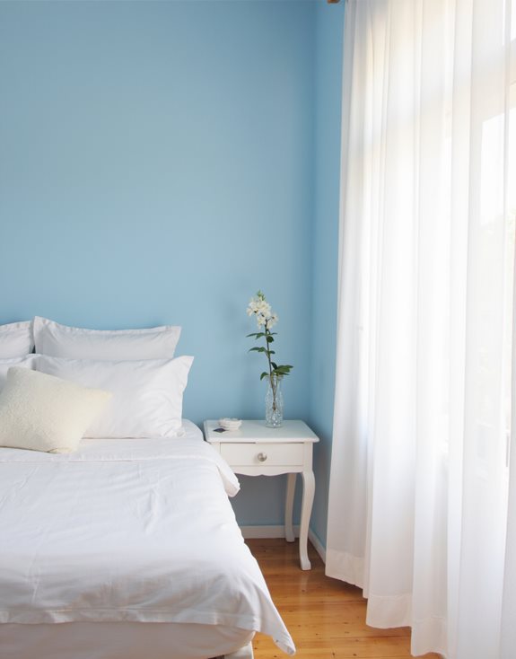 bleu tranquille doux blanc