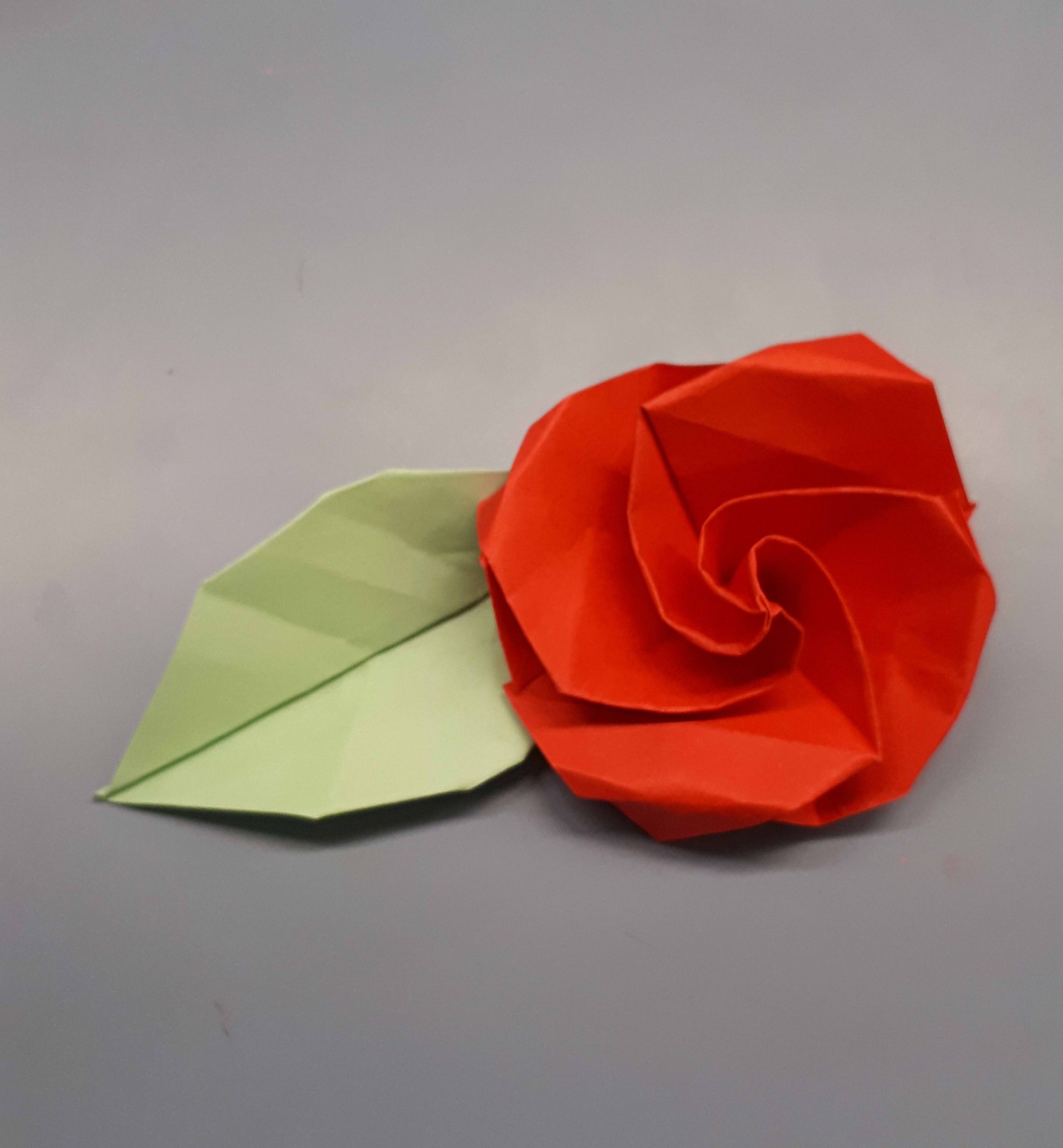 Fleur en origami kawaii DIY
